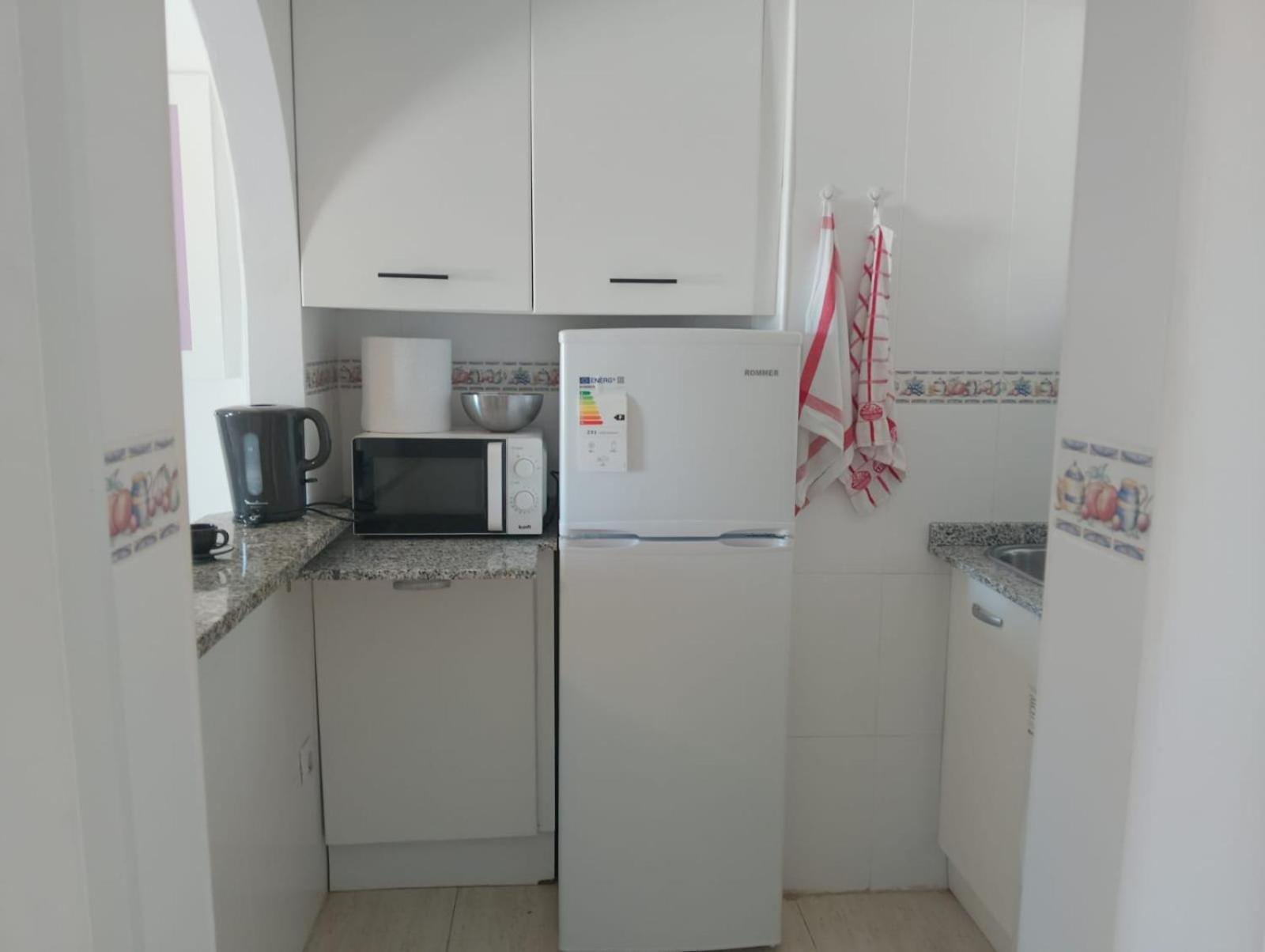 Apartamento Kristie 丰希罗拉 外观 照片